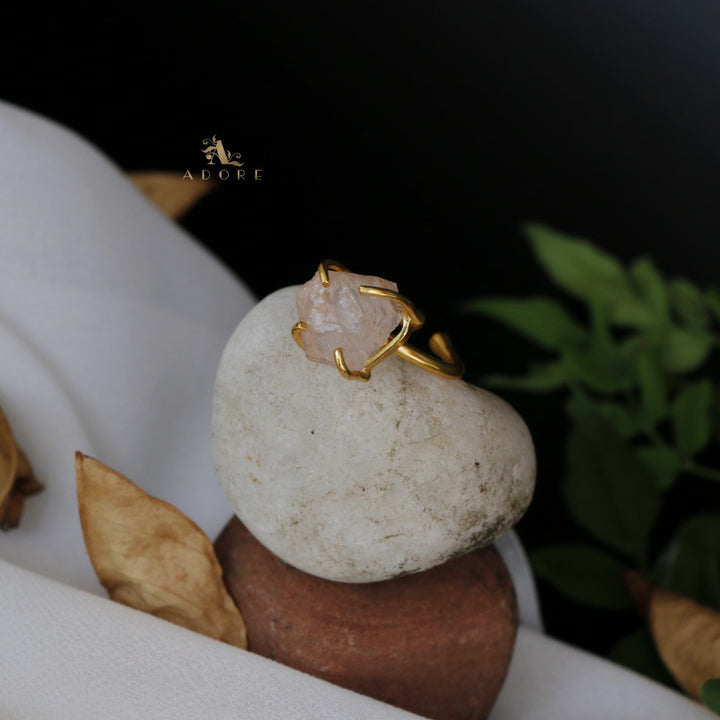 Dilrupa Raw Stone Ring