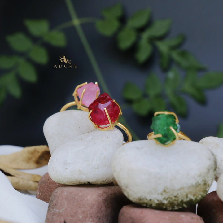 Dilrupa Raw Stone Ring