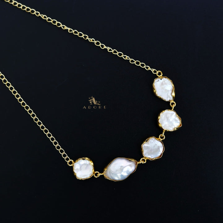Himika Baroque Neckpiece