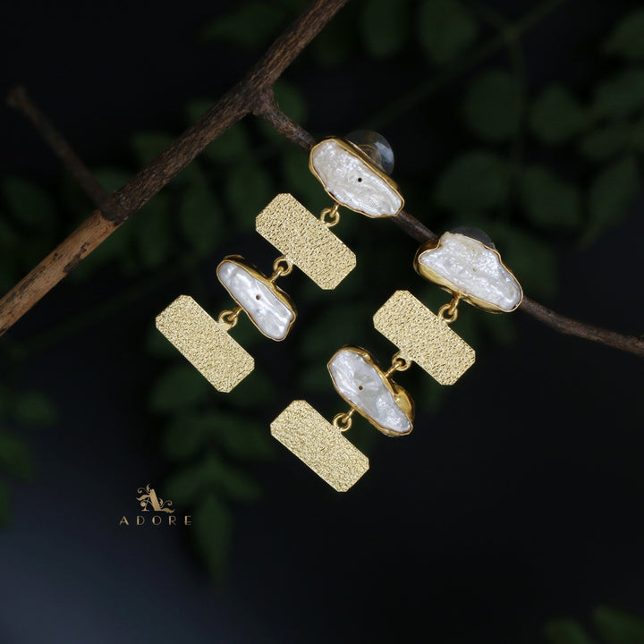 Amora Baroque Earring