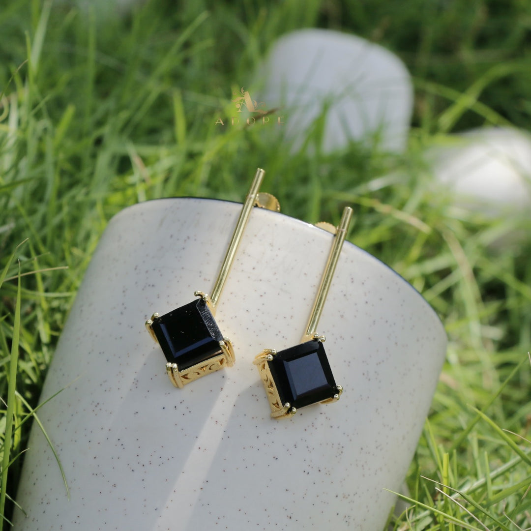 Leizal Square Earring