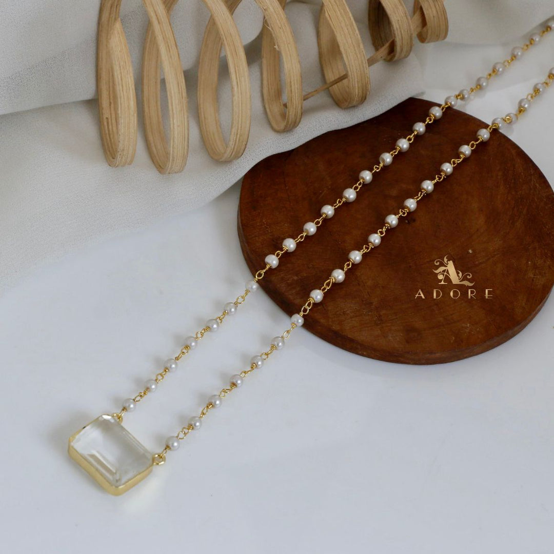 Nasmiya Rectangle Neckpiece