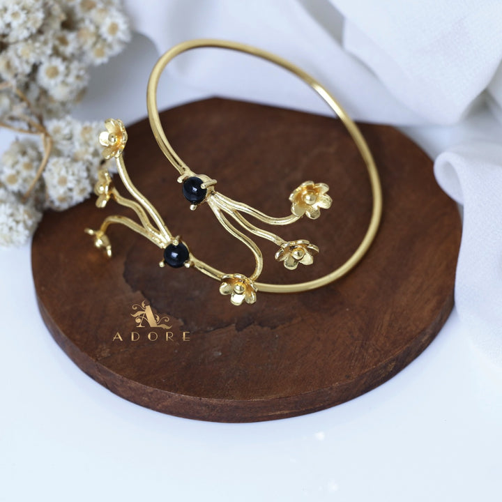 Laina Branch Flower Bracelet