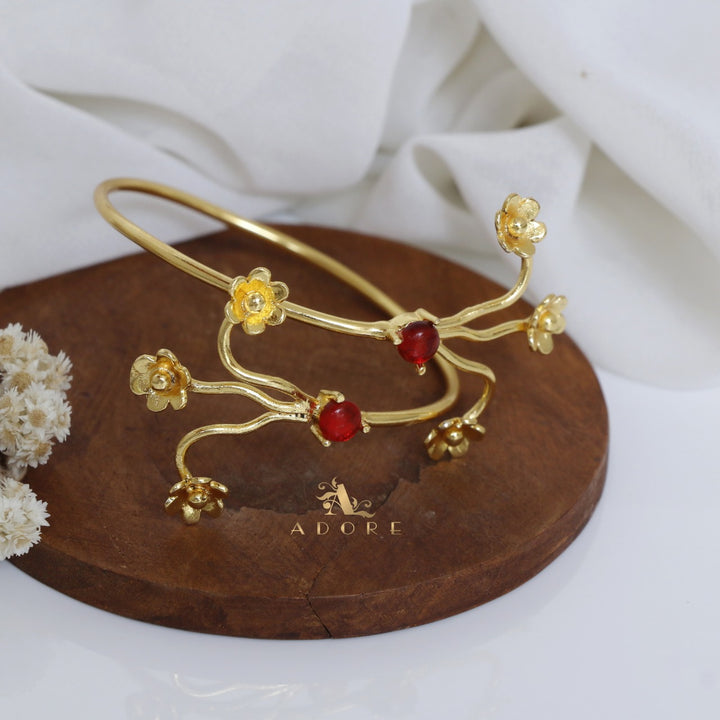 Laina Branch Flower Bracelet