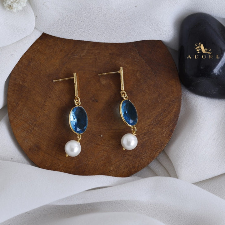 Likhas Oval Drop With Pearl Earring