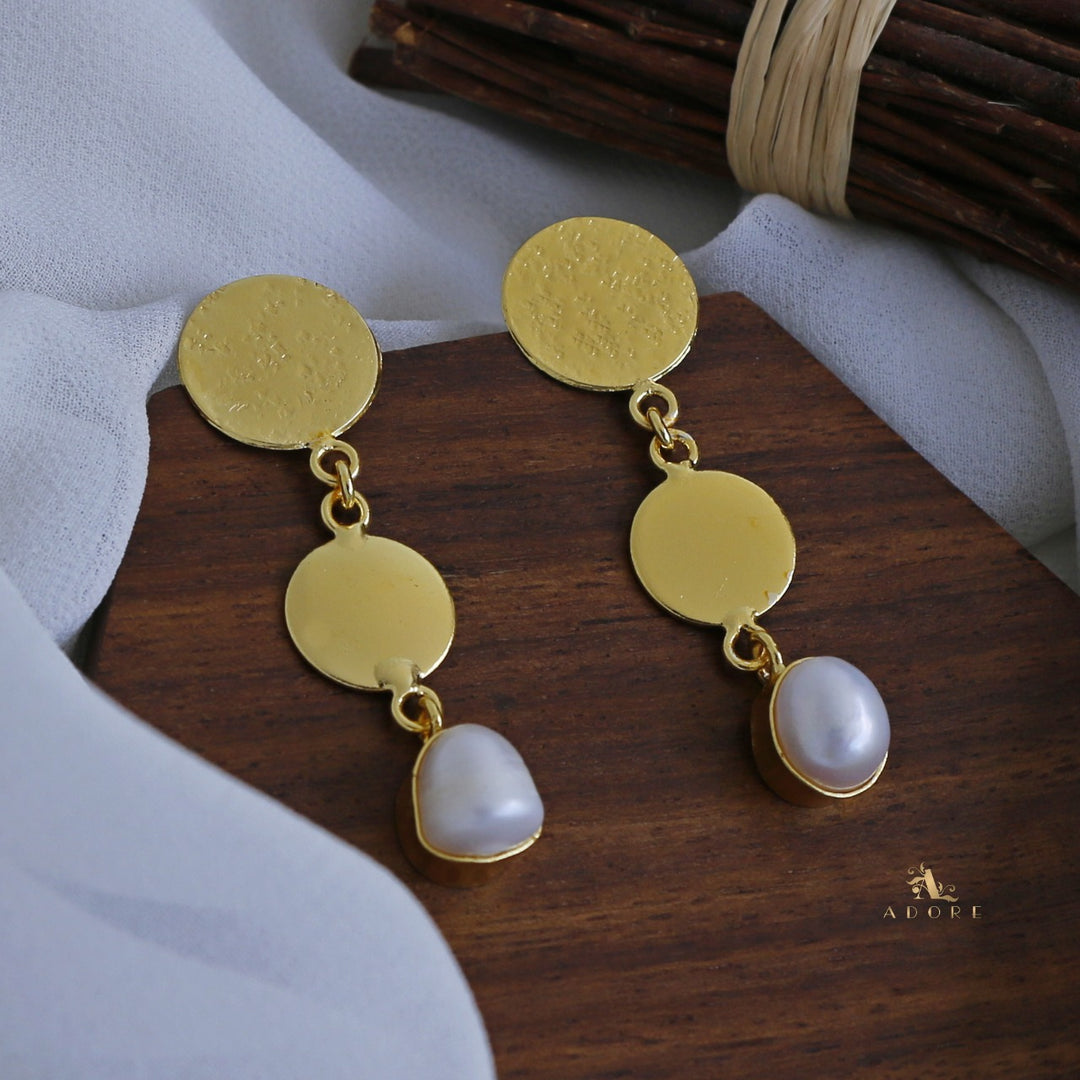 Golden Dual Coin With Baroque Earring