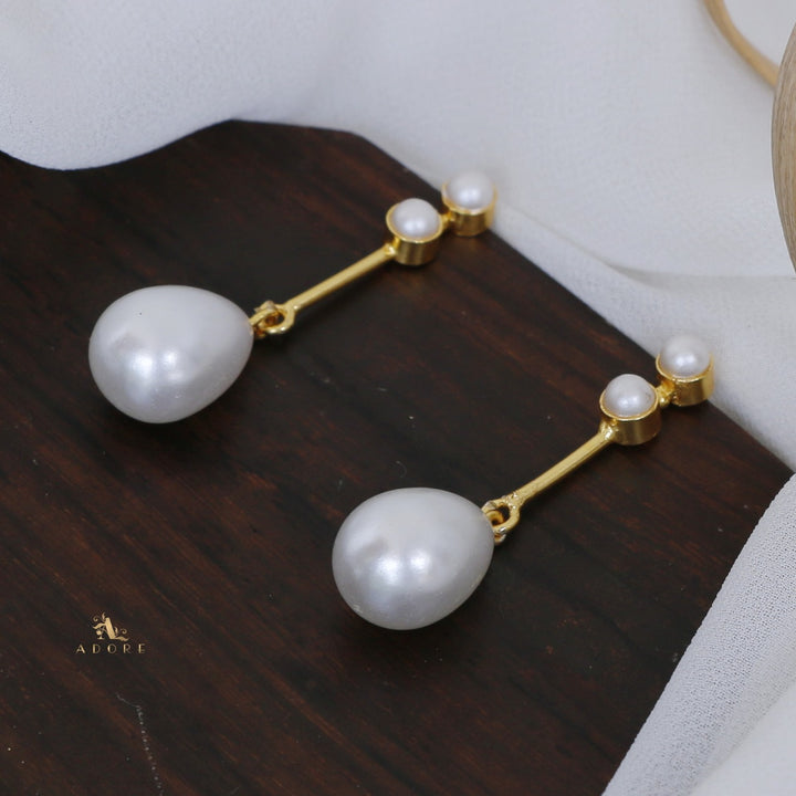 Pearly Alana Earring