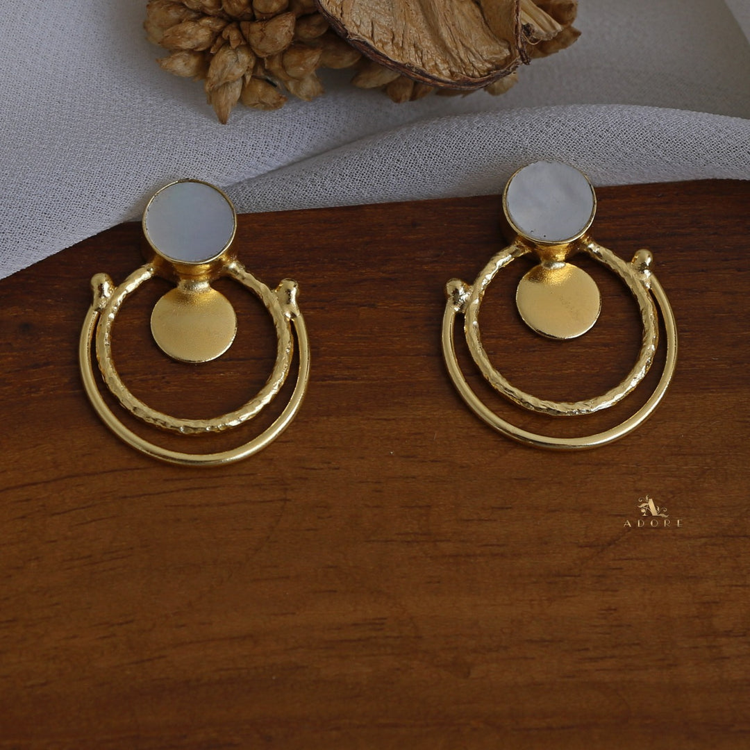 Ezra MOP Golden Circle Stud