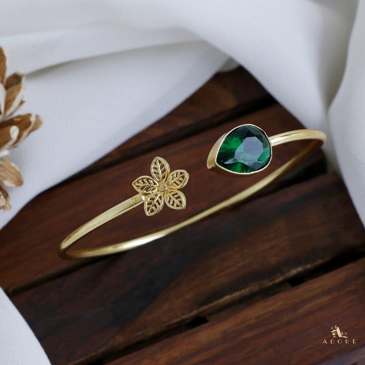 Floria Glossy Bangle