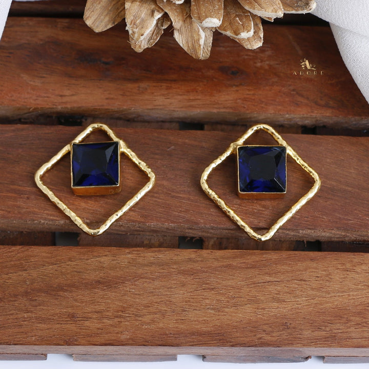 Jazlyn Square Stud