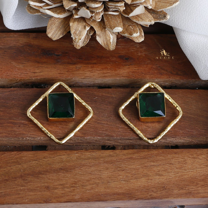 Jazlyn Square Stud