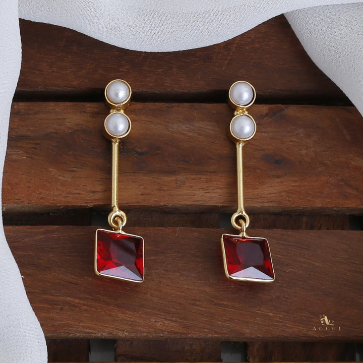 Alana Glossy Square Earring