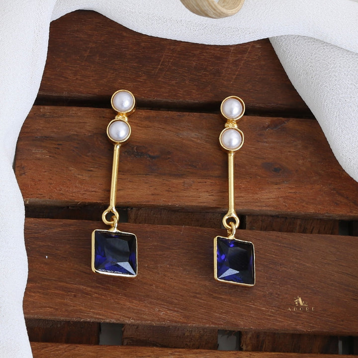 Alana Glossy Square Earring