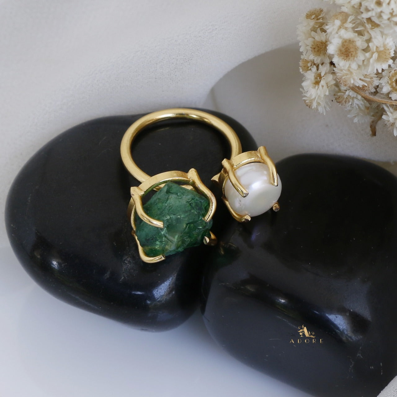 Buy the Hagit Gorali 925 Green Pearl Statement Ring 9.5g | GoodwillFinds