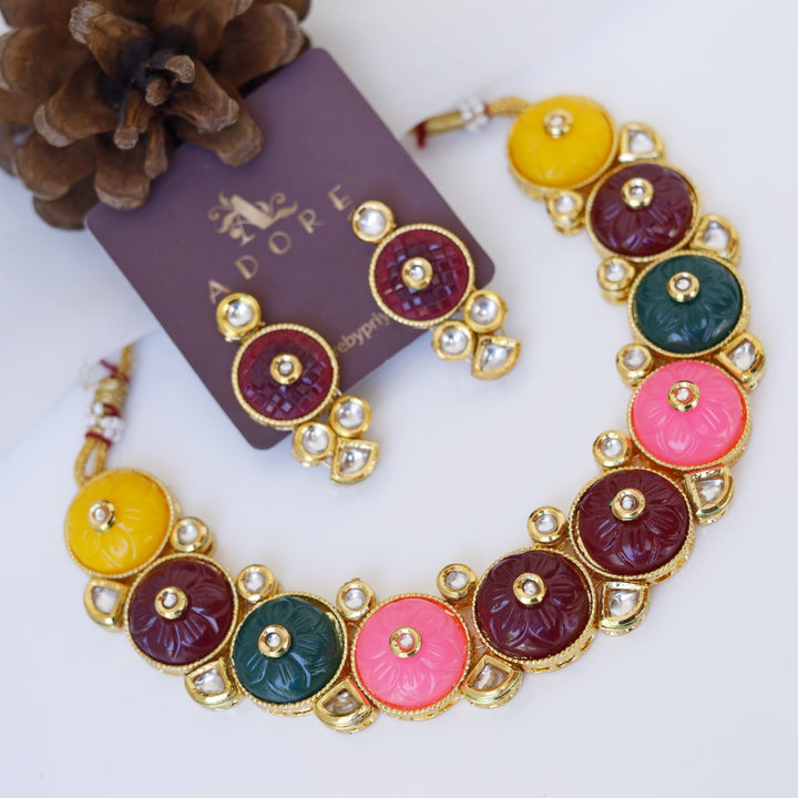 Suhasini Kundan Neckpiece With Earring