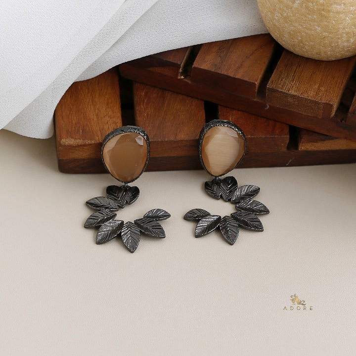 Satya Leafy Earring