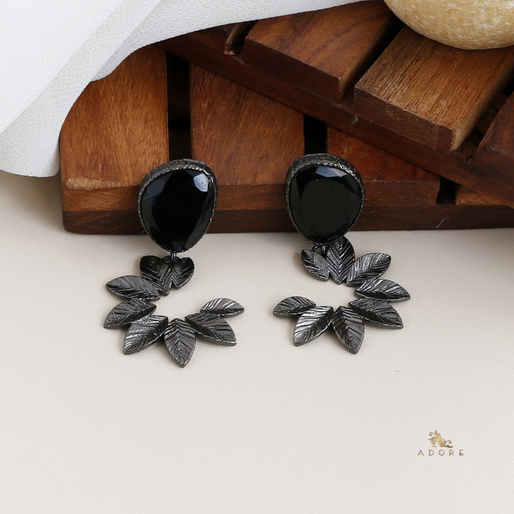 Satya Leafy Earring