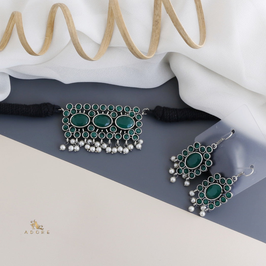 Nuva Choker With Earring