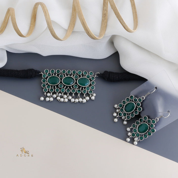 Nuva Choker With Earring