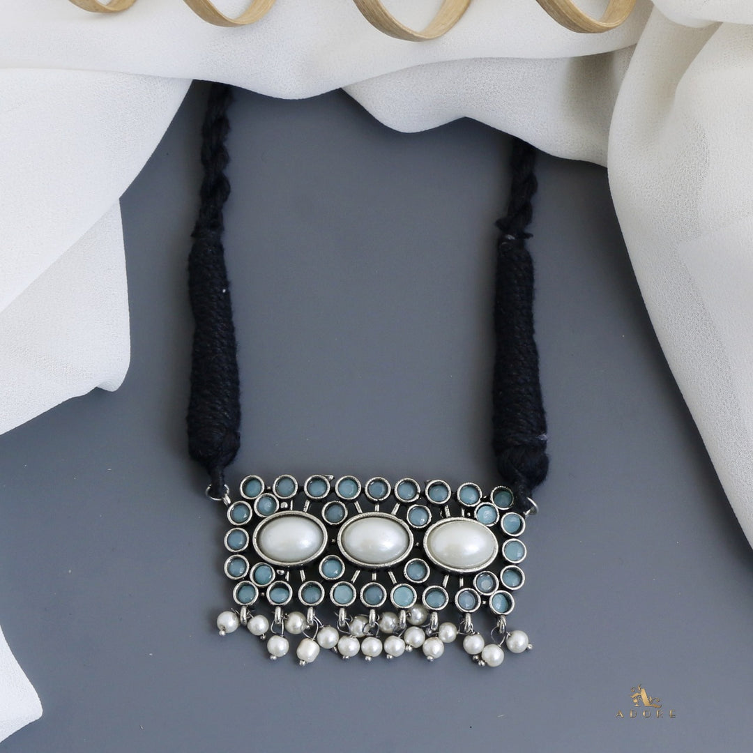 Nuva Choker With Earring