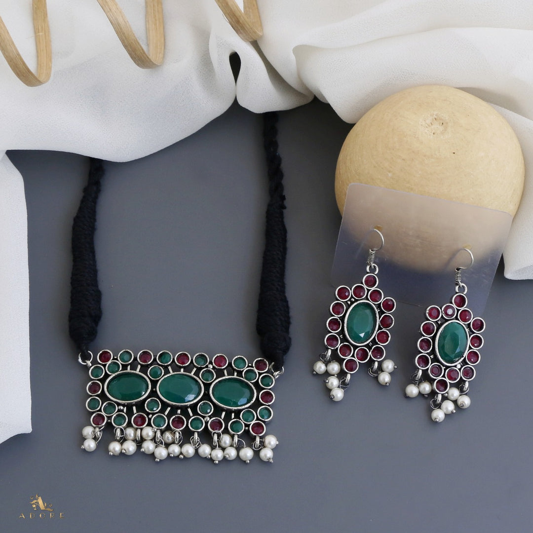 Nuva Choker With Earring