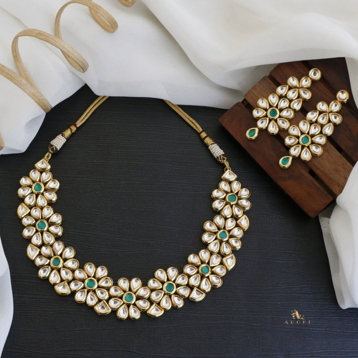 Chithranjana Kundan Neckpiece With Earring