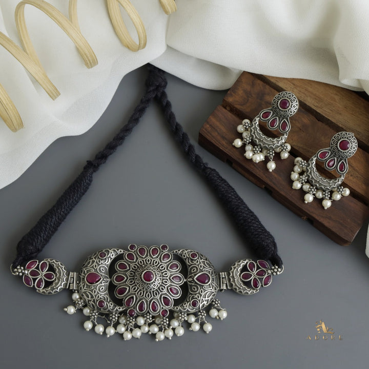 Gaurangi Choker With Earring