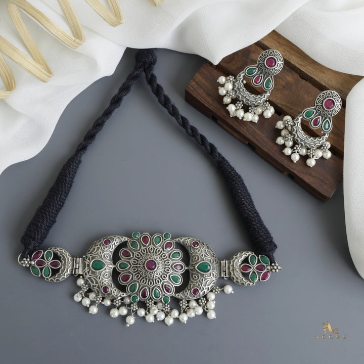 Gaurangi Choker With Earring