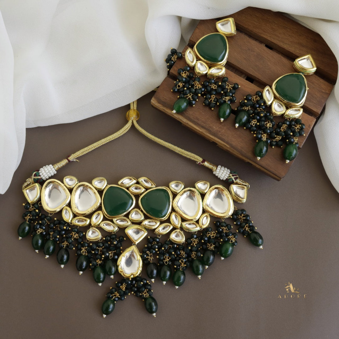 Mehanaz Kundan Choker With Earring