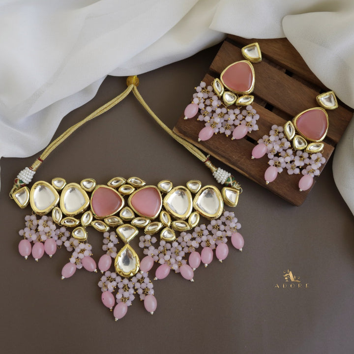 Mehanaz Kundan Choker With Earring