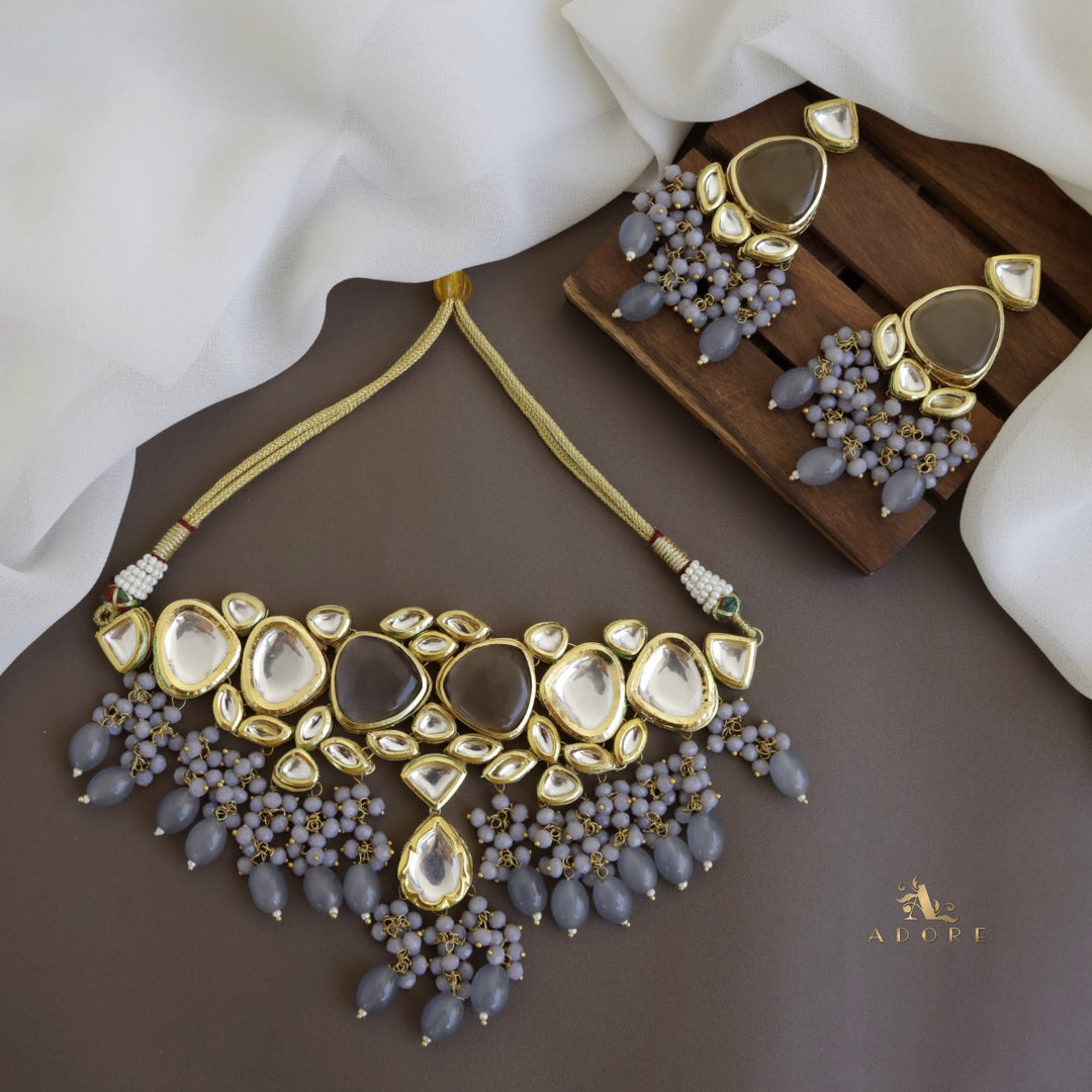 Mehanaz Kundan Choker With Earring