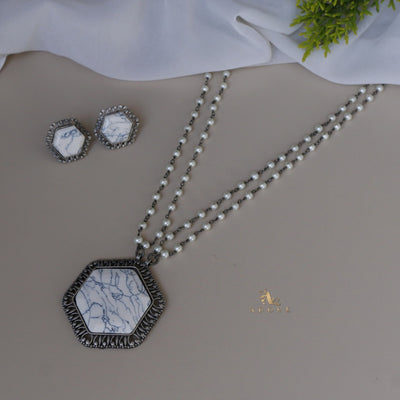 Ogima Hexagon Neckpiece With Stud