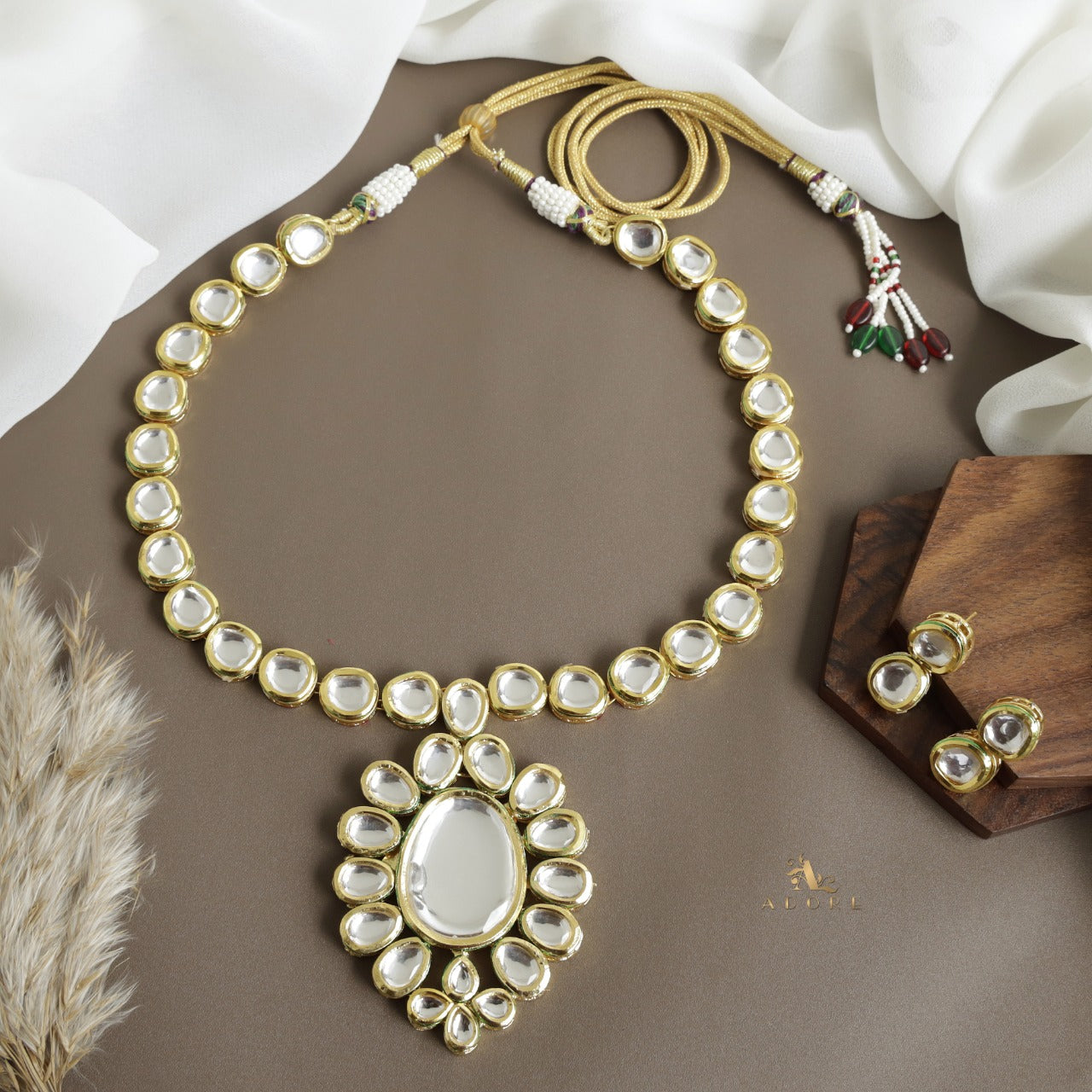 Sharmila Kundan Neckpiece With Earring
