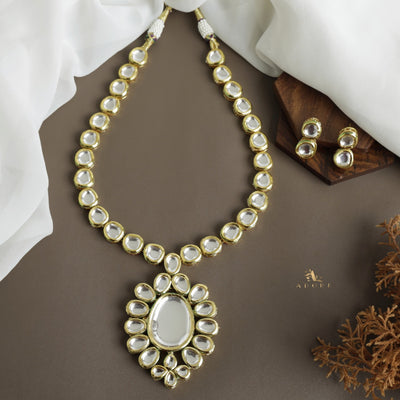 Sharmila Kundan Neckpiece With Earring