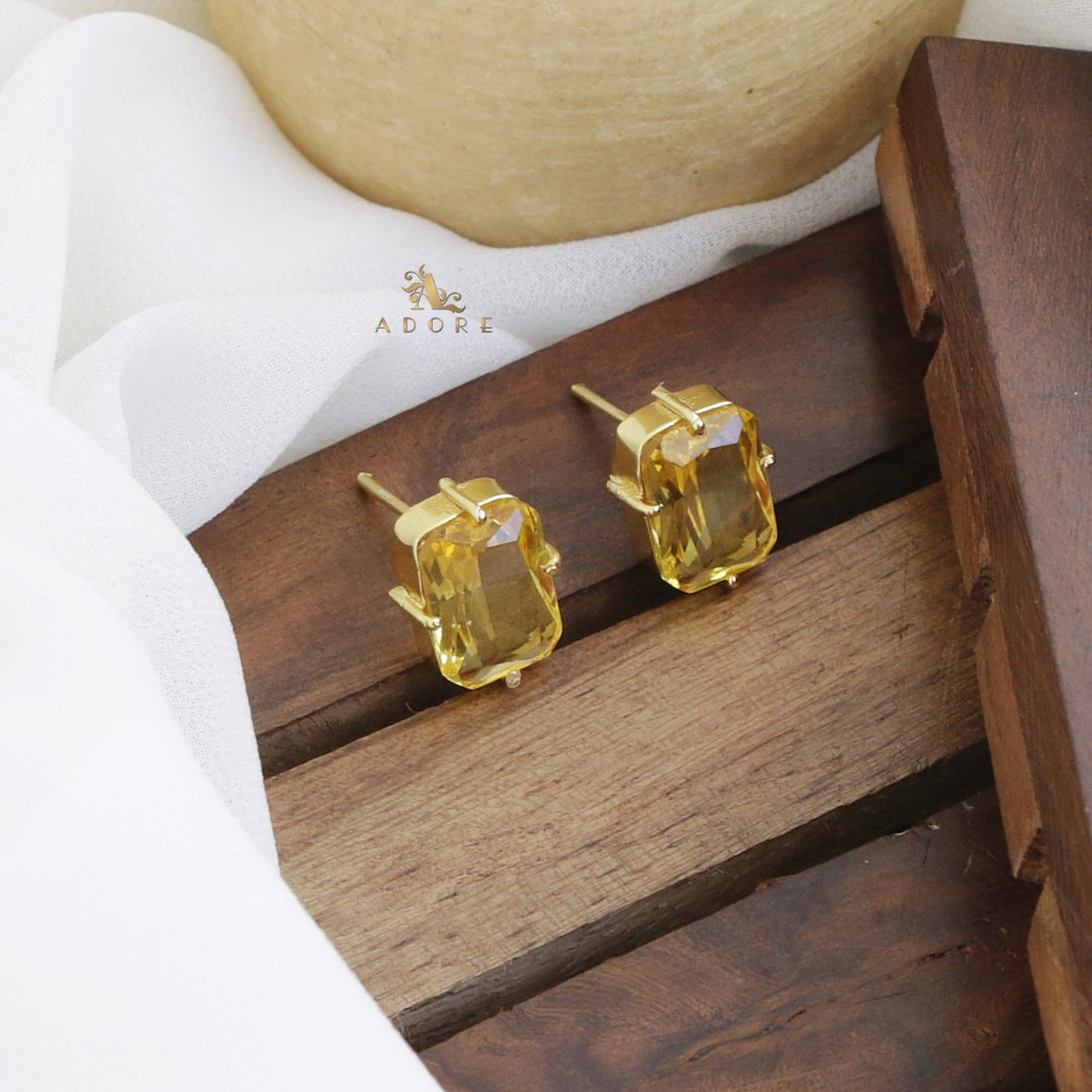 Mirabel Glossy Rectangle Stud