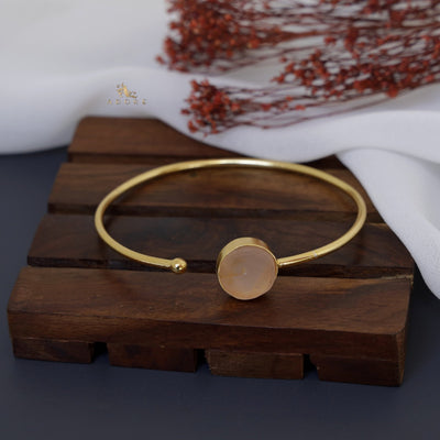 Ainoha Front Open Bangle