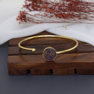 Ainoha Front Open Bangle
