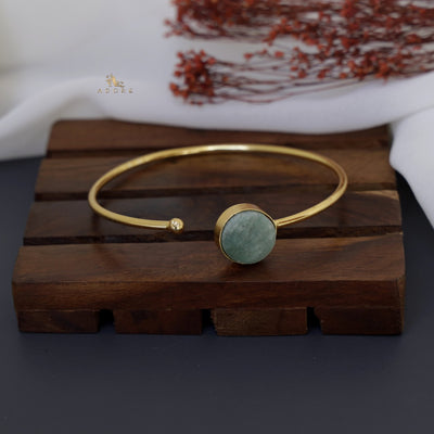 Ainoha Front Open Bangle