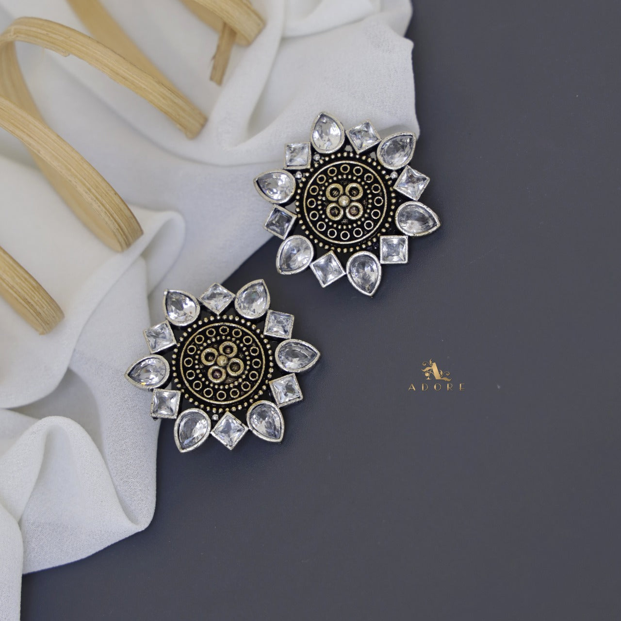 Aarvina Earring