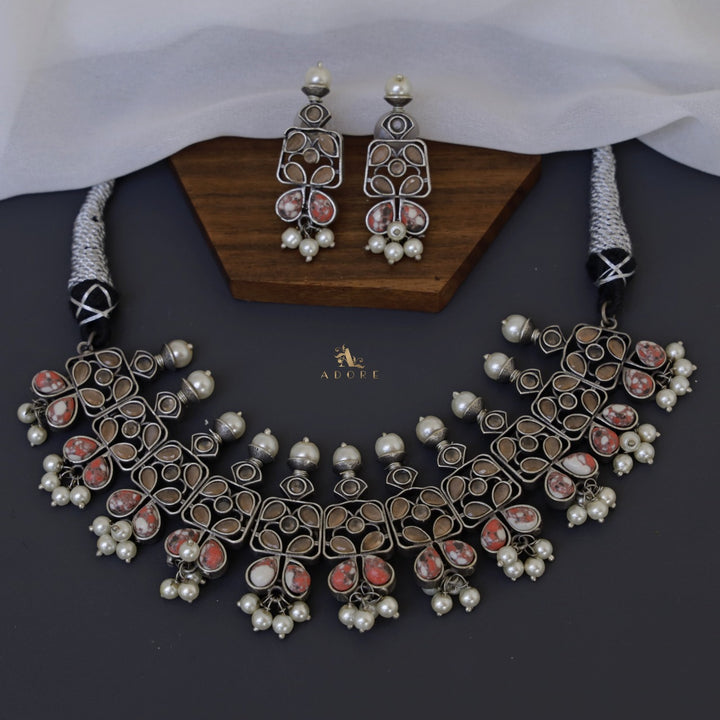 Ruthina Neckpiece With Earring