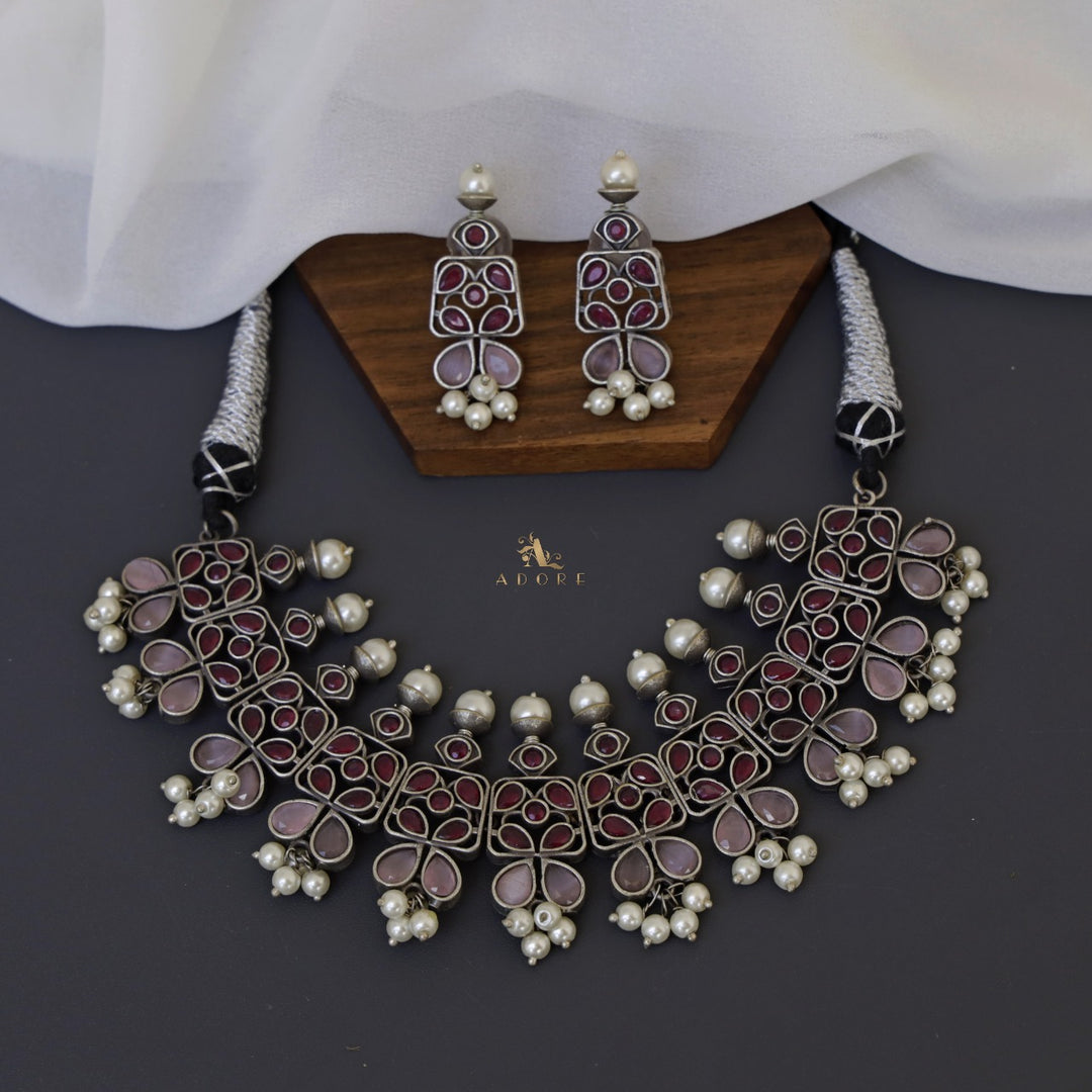 Ruthina Neckpiece With Earring
