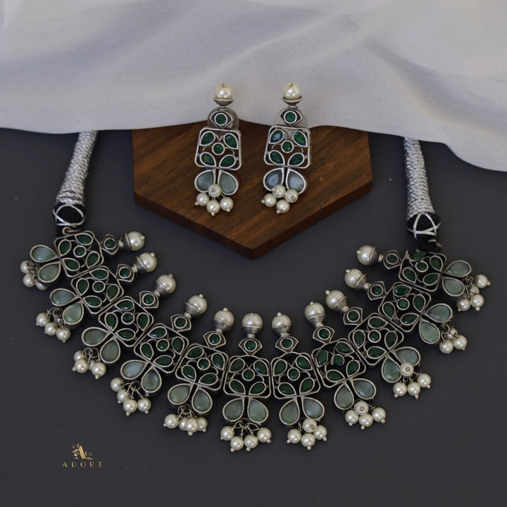 Ruthina Neckpiece With Earring