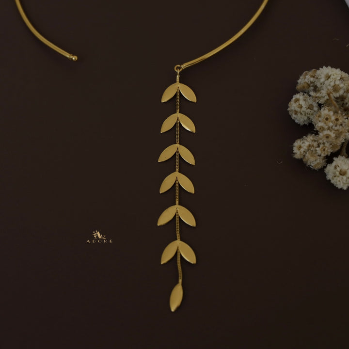 Golden Leafy Neck Cuff