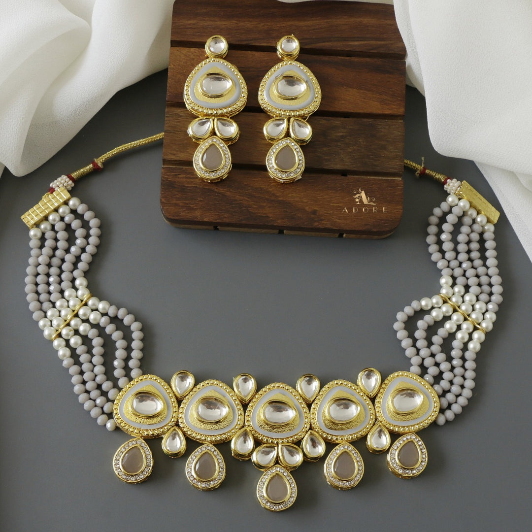 Neima Onyx Kundan Choker With Earring