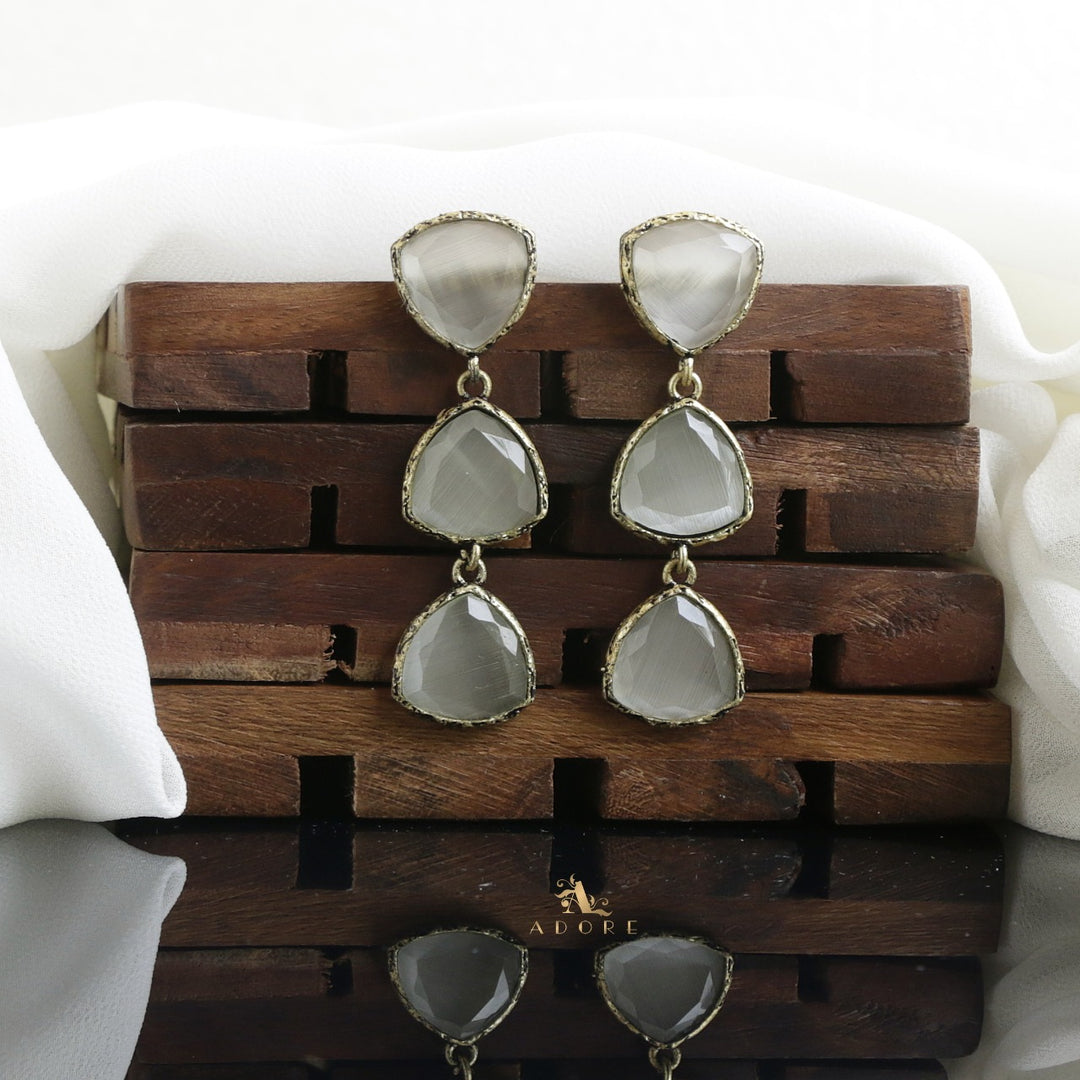 Beatrixa Earring