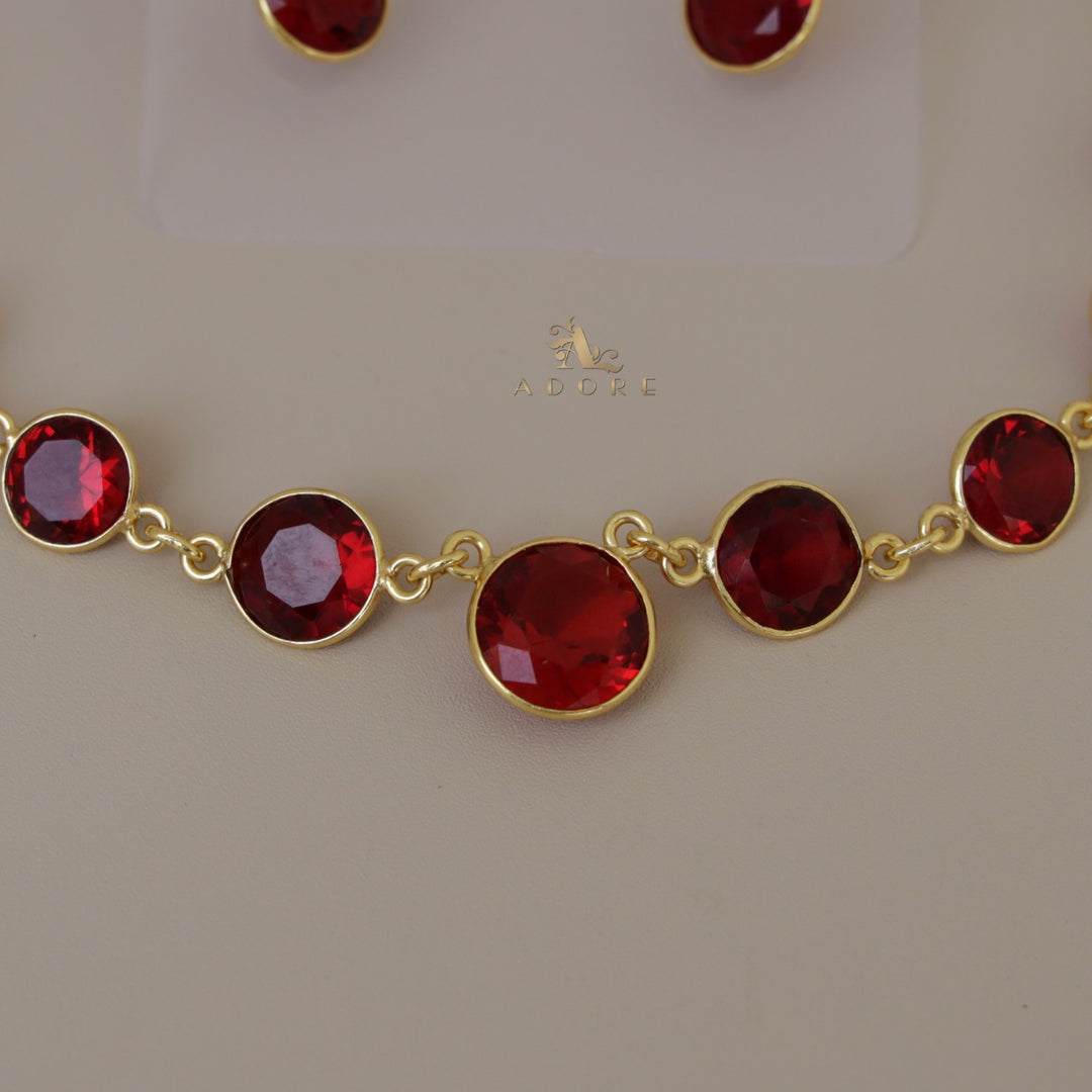 Freya Round Glossy Neckpiece With Earring