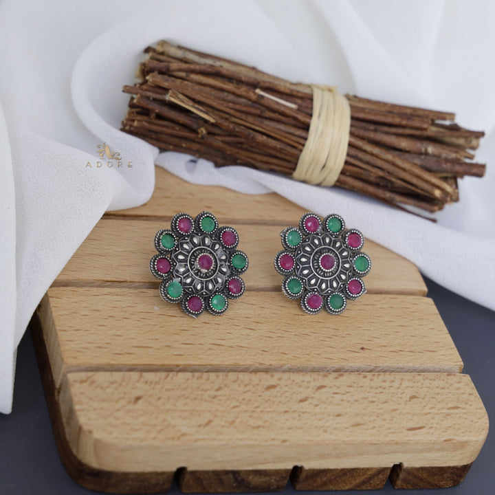Mably Flower Stud
