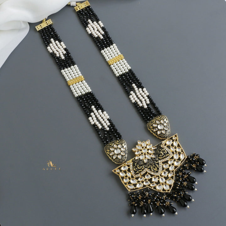 Shivangi Onyx  Kundan Neckpiece With Earring