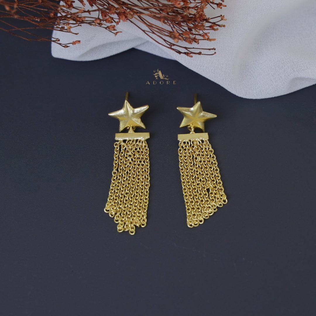 Noemi Star Hanging Earring