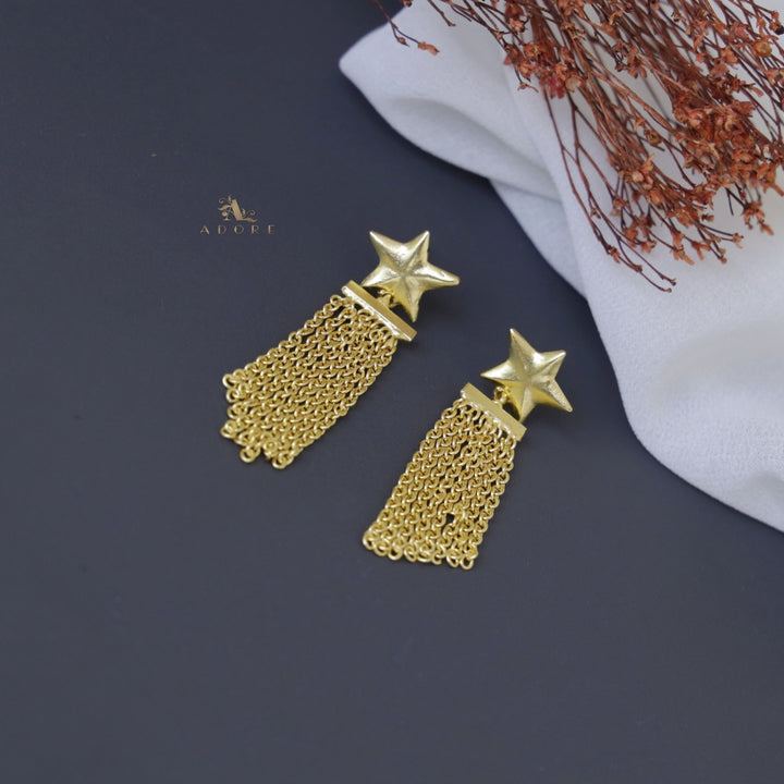 Noemi Star Hanging Earring